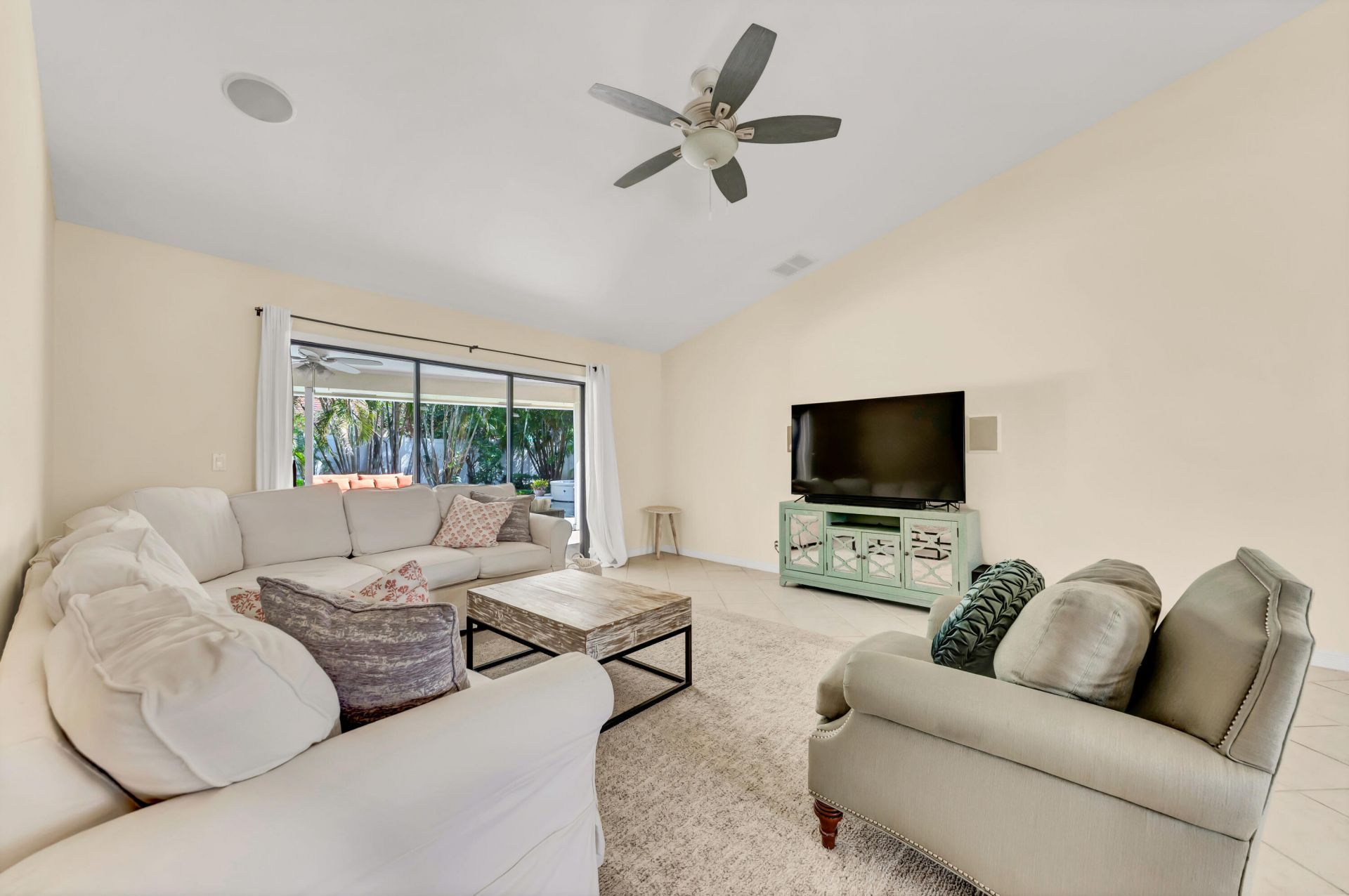 88 Pinehill Trail E, Tequesta, FL 33469 Photo