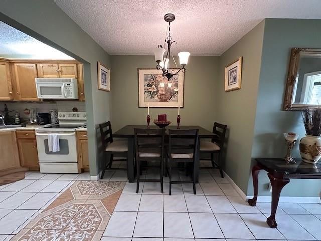 325 Knotty Pine Circle, Unit A-1, Greenacres, FL 33463 Photo