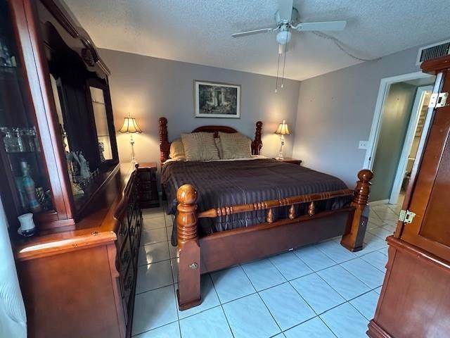 325 Knotty Pine Circle, Unit A-1, Greenacres, FL 33463 Photo