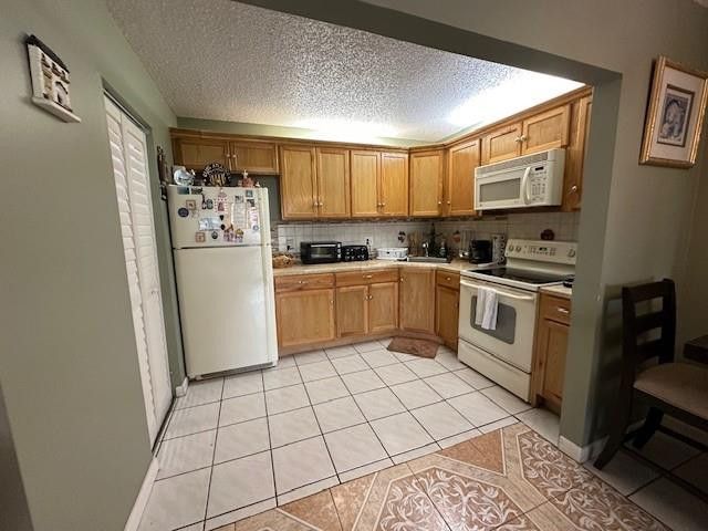 325 Knotty Pine Circle, Unit A-1, Greenacres, FL 33463 Photo