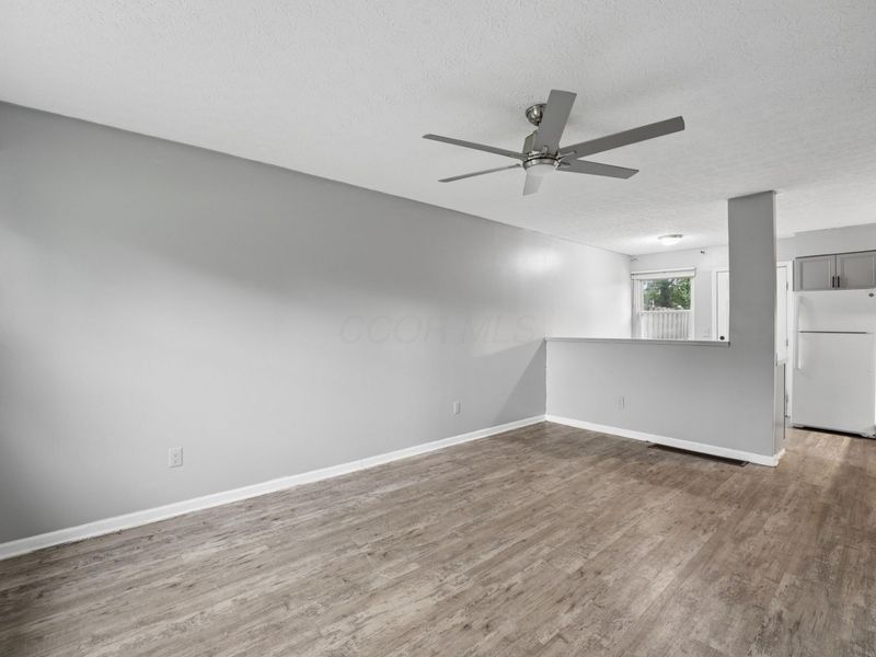 2254 Perkins Court, Unit P, Columbus, OH 43229 Photo 12