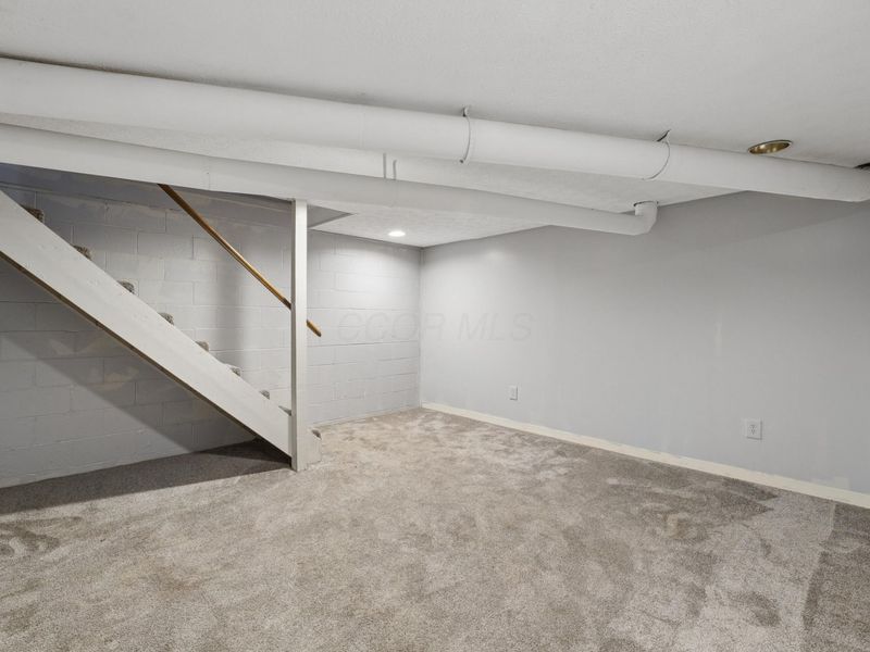 2254 Perkins Court, Unit P, Columbus, OH 43229 Photo 21
