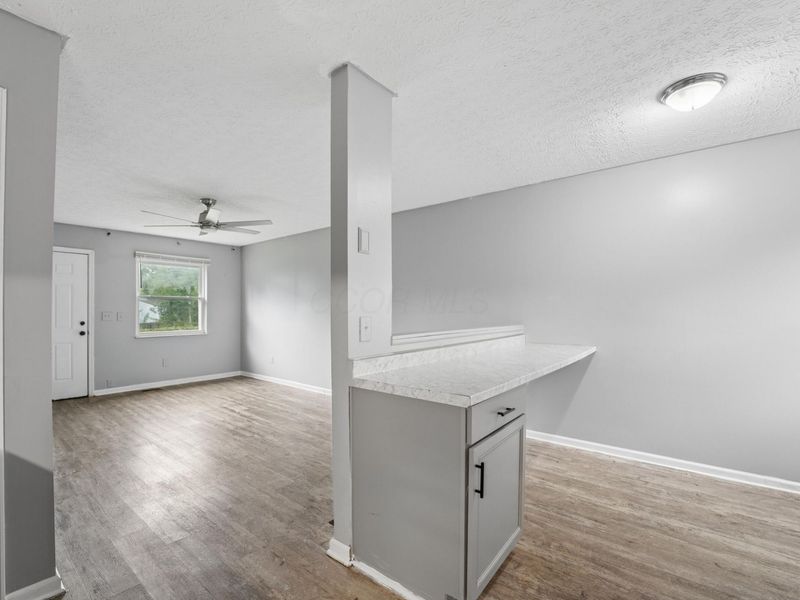 2254 Perkins Court, Unit P, Columbus, OH 43229 Photo 8