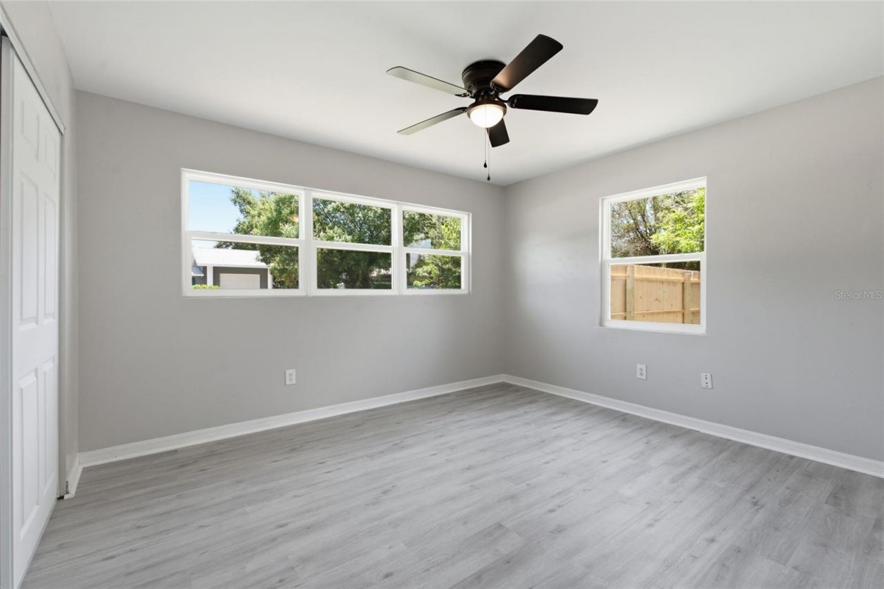 7100 13th Street N, Saint Petersburg, FL 33702 Photo