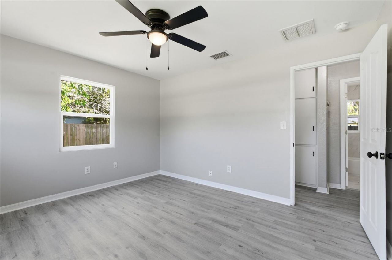 7100 13th Street N, Saint Petersburg, FL 33702 Photo