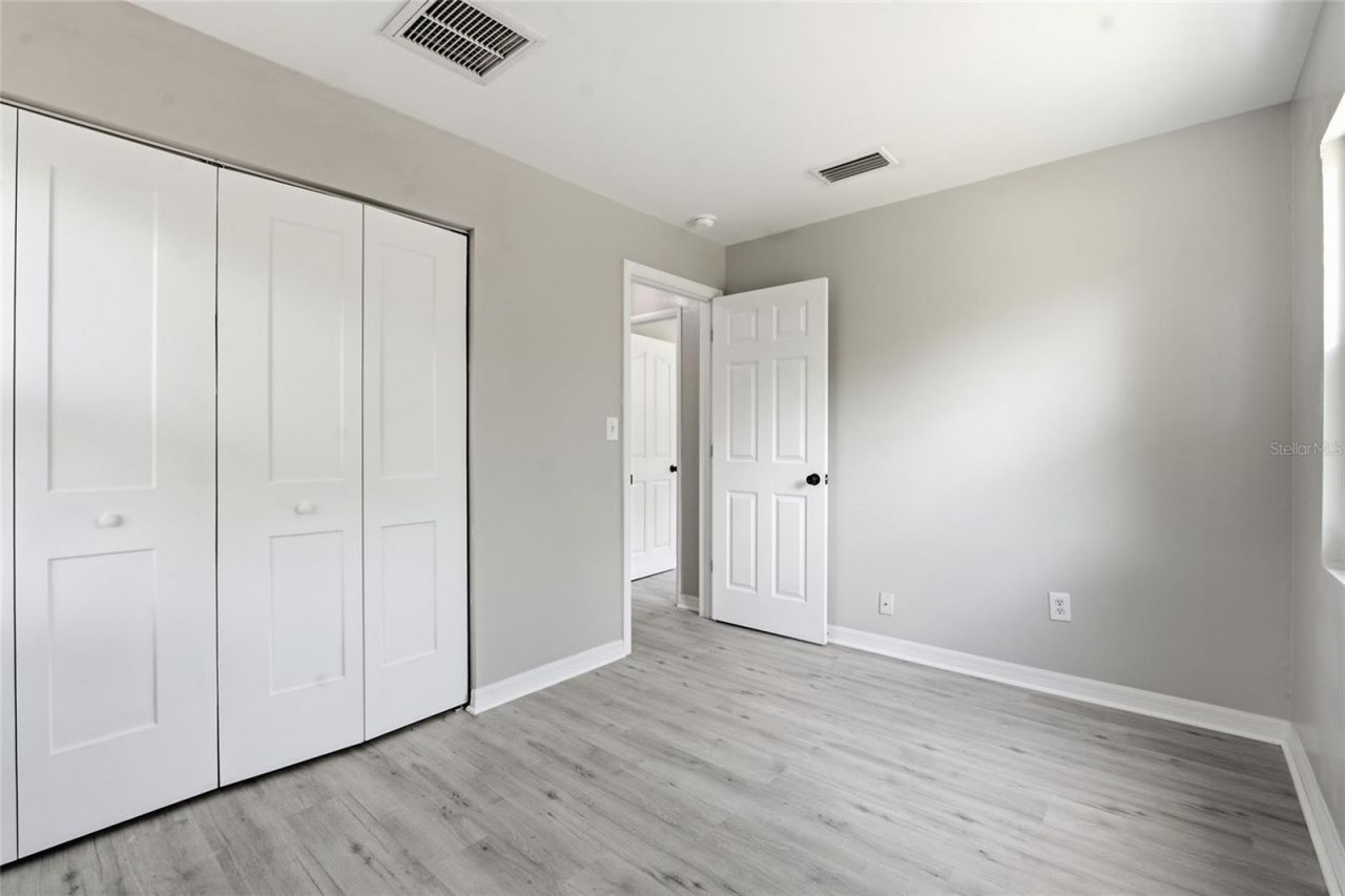 7100 13th Street N, Saint Petersburg, FL 33702 Photo