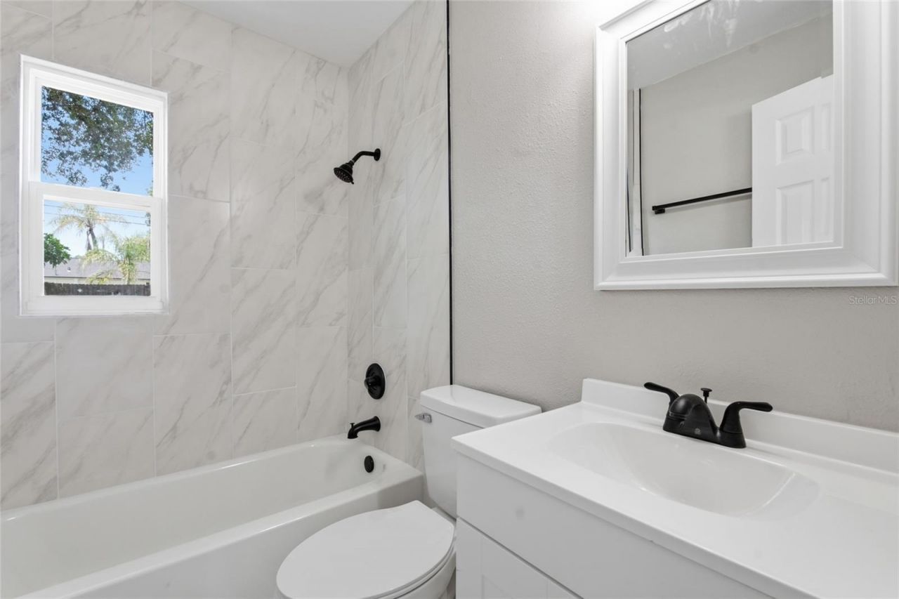 7100 13th Street N, Saint Petersburg, FL 33702 Photo