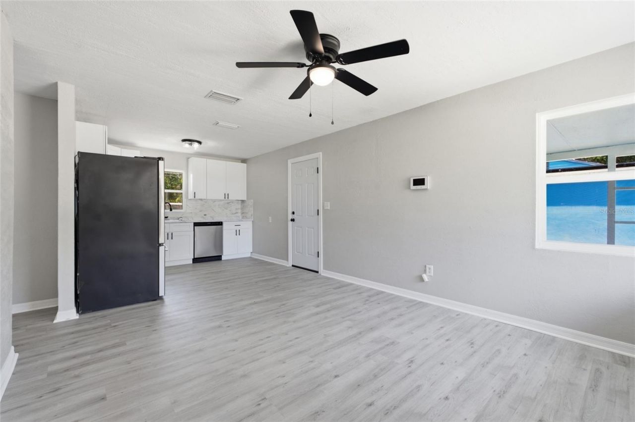 7100 13th Street N, Saint Petersburg, FL 33702 Photo