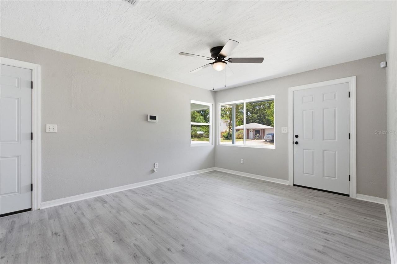 7100 13th Street N, Saint Petersburg, FL 33702 Photo