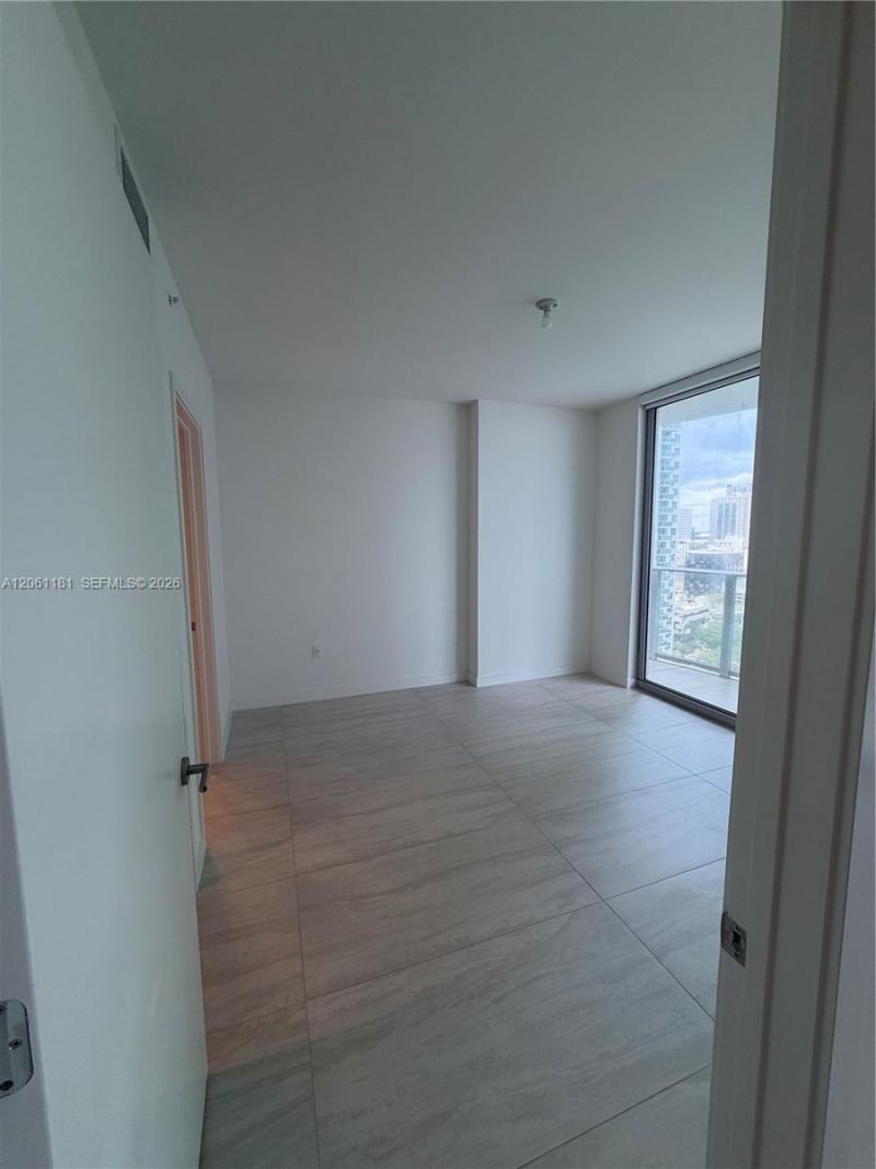 77 SE 5th St, Unit 2106, Miami, FL 33131 Photo
