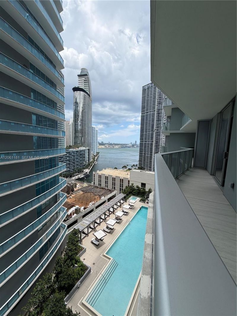 77 SE 5th St, Unit 2106, Miami, FL 33131 Photo
