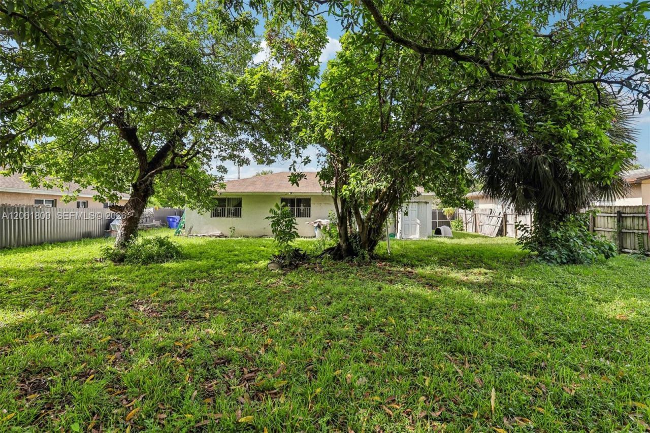 1143 NW 58th St , Miami, FL 33127 Photo