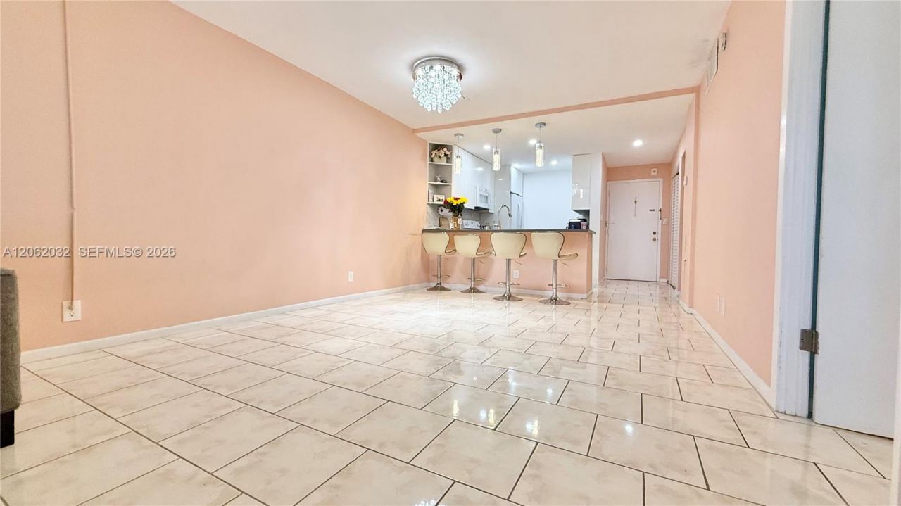 1830 Dixieanna St , Unit 603, Hollywood, FL 33020 Photo