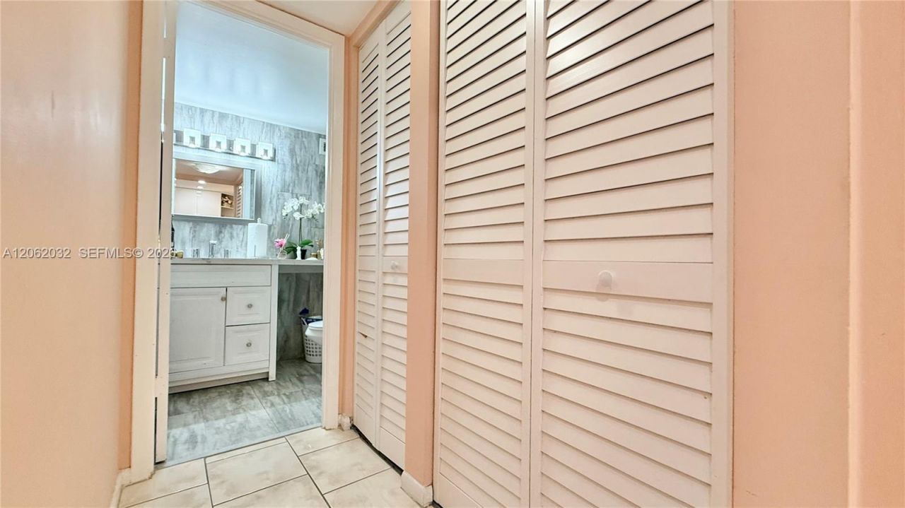 1830 Dixieanna St , Unit 603, Hollywood, FL 33020 Photo