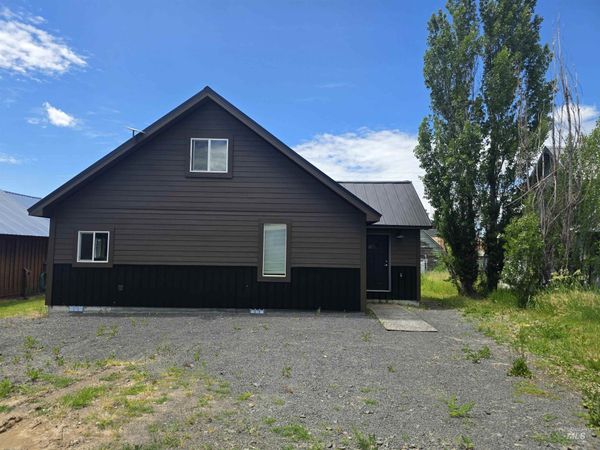 111 East First St, Weippe, ID 83553