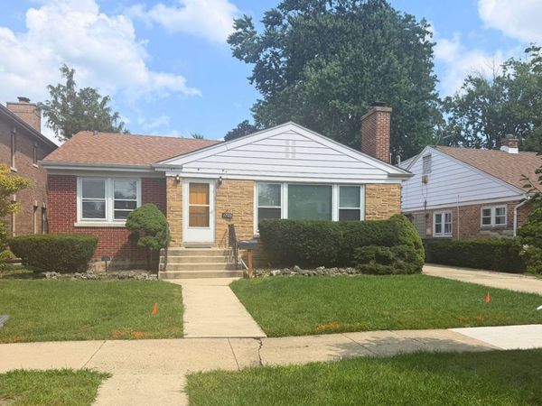 1705 S Crescent Avenue, Park Ridge, IL 60068
