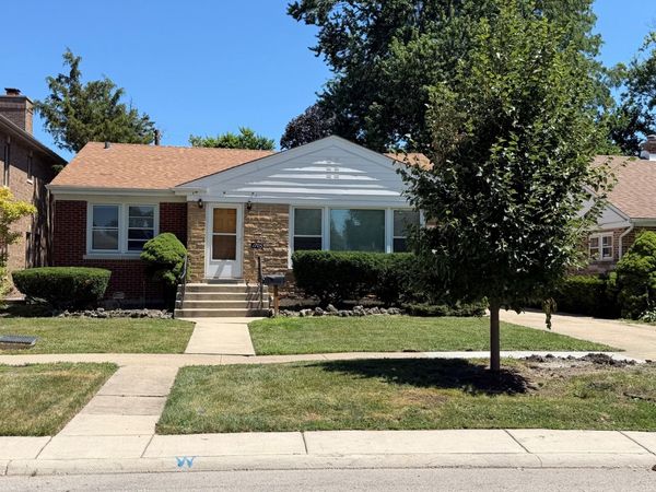 1705 S Crescent Avenue , Park Ridge, IL 60068