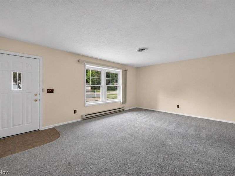451 Greenwood Court, Elyria, OH 44035 Photo 16
