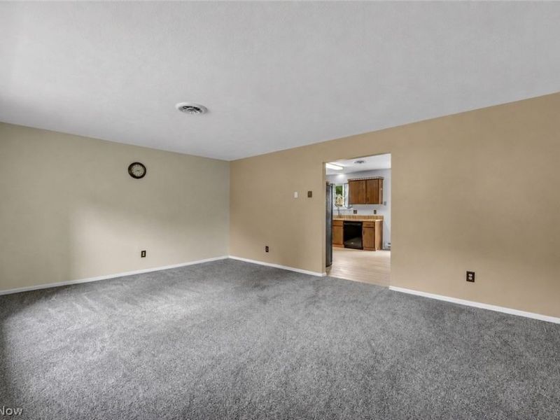 451 Greenwood Court, Elyria, OH 44035 Photo 18
