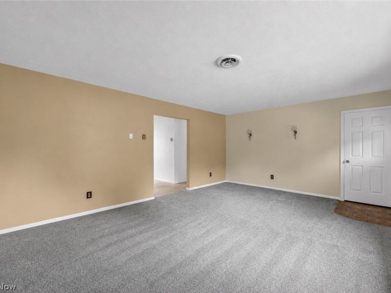 451 Greenwood Court, Elyria, OH 44035 Photo 19