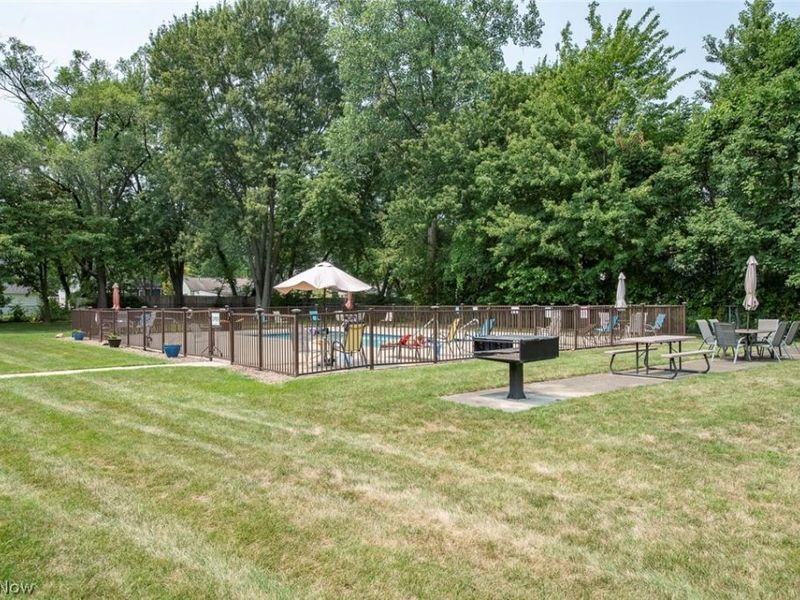 4849 Grace Road, Unit 203, North Olmsted, OH 44070 Photo 26