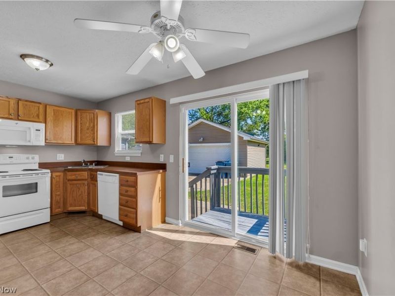1505 W 19th Street, Lorain, OH 44052 Photo 8