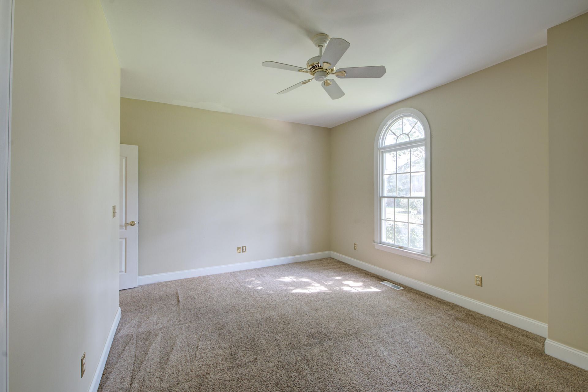 1211 Eagle Landing Boulevard Photo 29