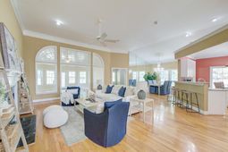 1211 Eagle Landing Boulevard photo 4