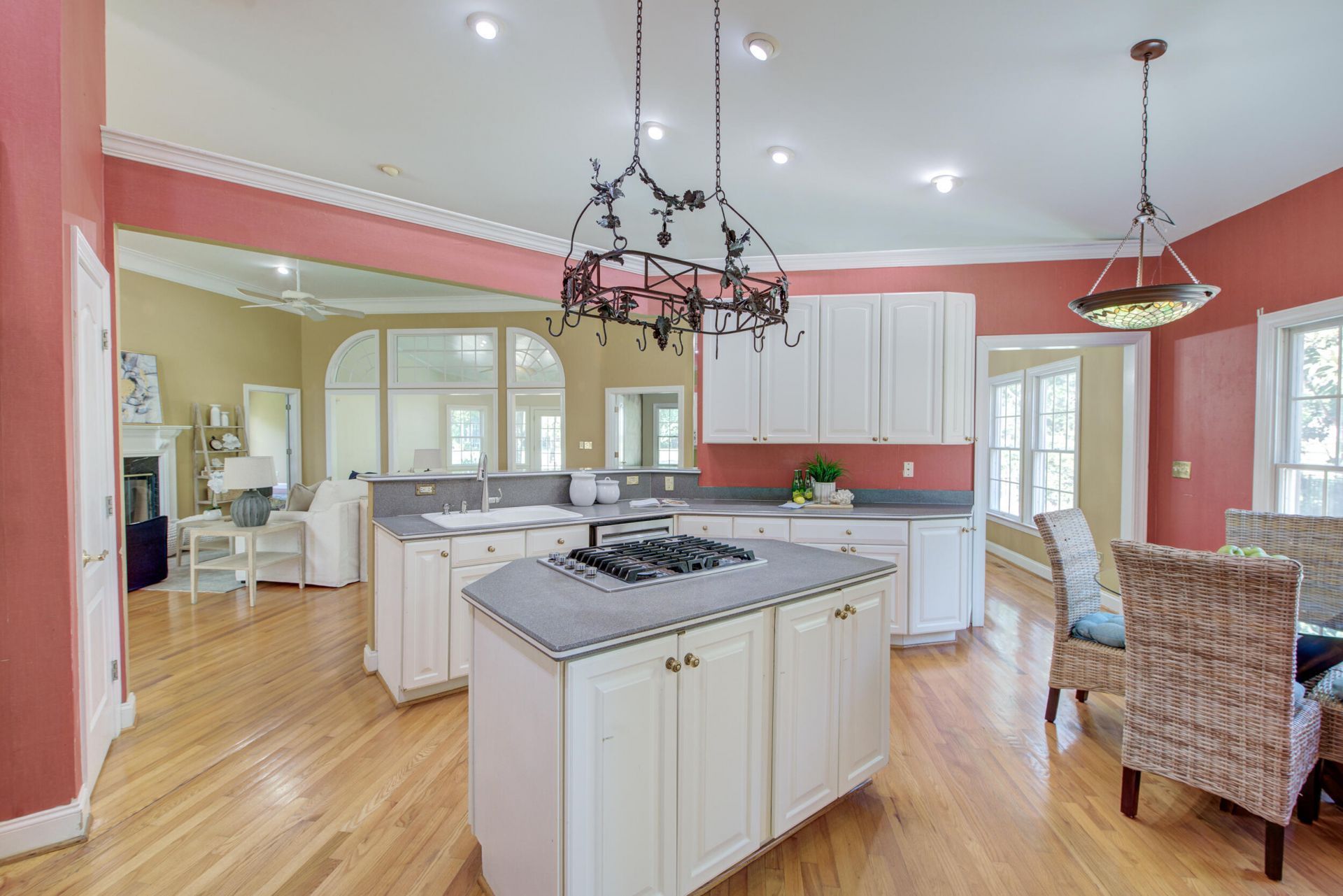1211 Eagle Landing Boulevard Photo 8