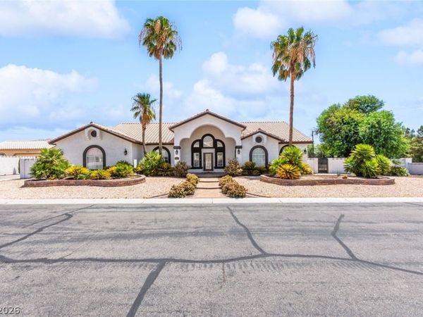8810 W Washburn Road , Las Vegas, NV 89149