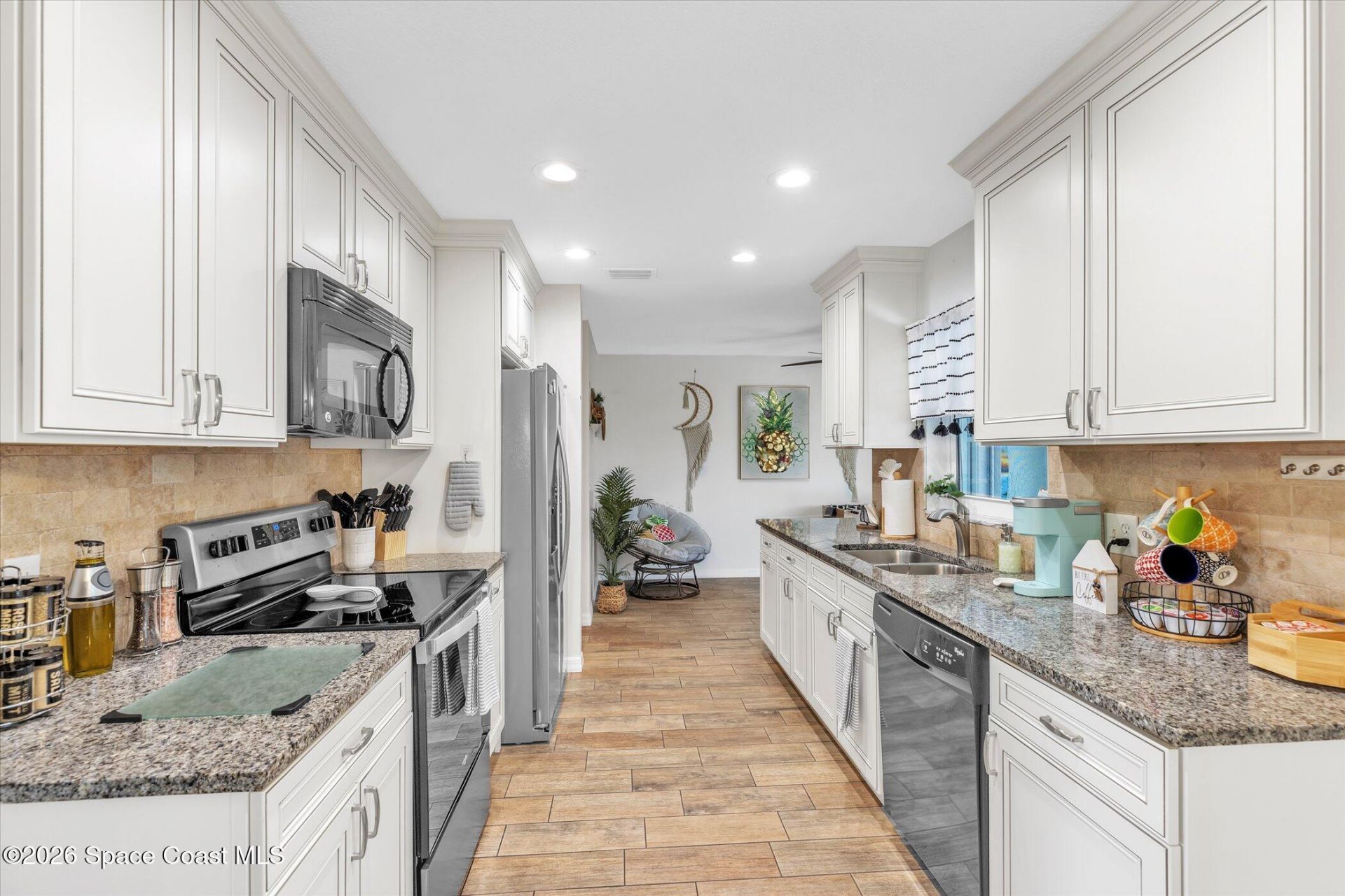 233 Cinnamon Lake Circle , Melbourne, FL 32901 Photo