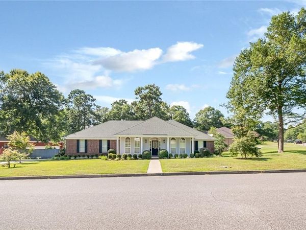 7490 Quency Drive, Mobile, AL 36695