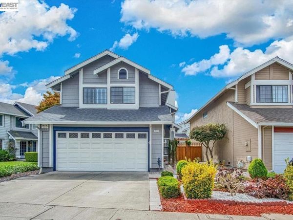 3560 E McSherry Way, Alameda, CA 94502