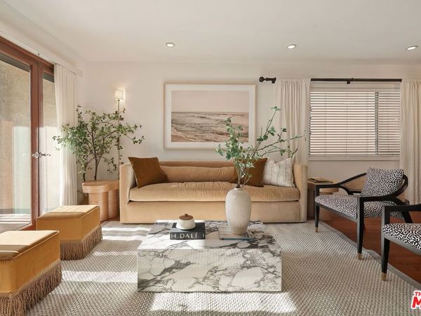 907 12th Street, Unit 4, Santa Monica, CA 90403