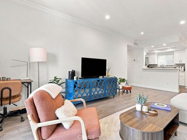 1517 E Garfield, Unit 84, Glendale, CA 91205