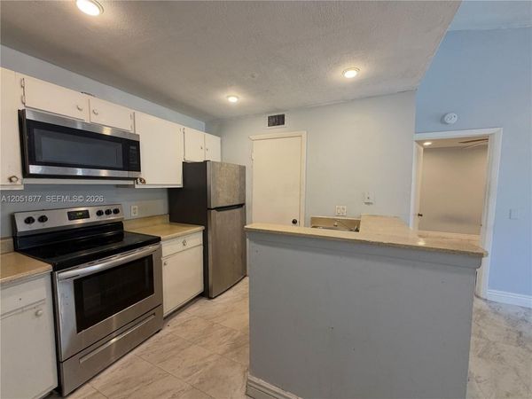 4441 W Mcnab Rd , Unit 21, Pompano Beach, FL 33069