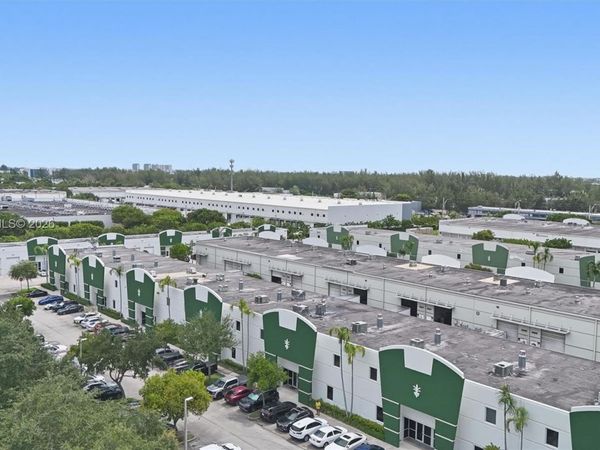 1315 NW 98th Ct, Unit 9, Doral, FL 33172