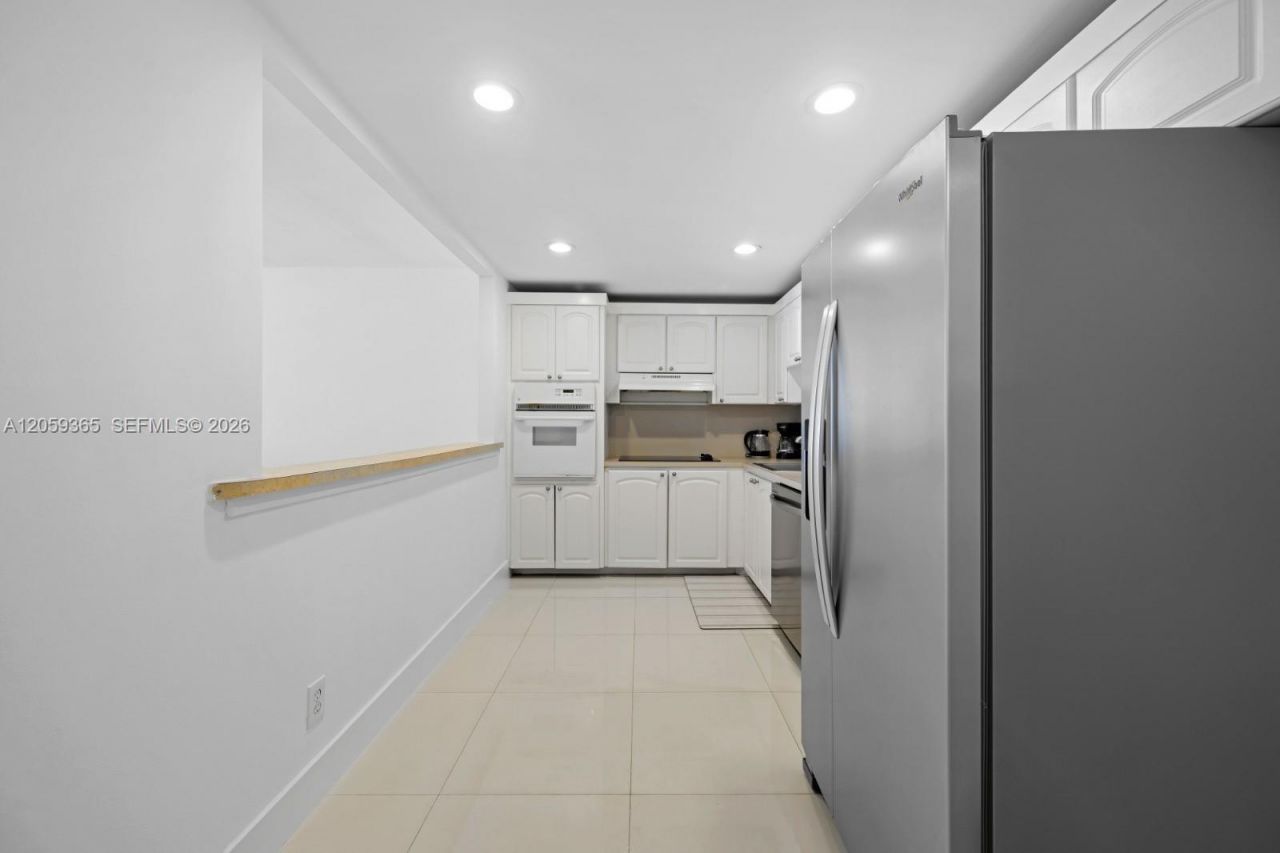 19370 Collins Ave , Unit 1622, Sunny Isles Beach, FL 33160 Photo