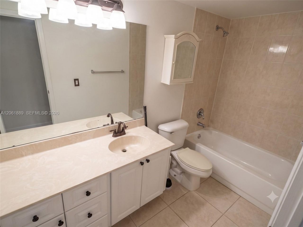 731 N Pine Island Rd , Unit 102, Plantation, FL 33324 Photo