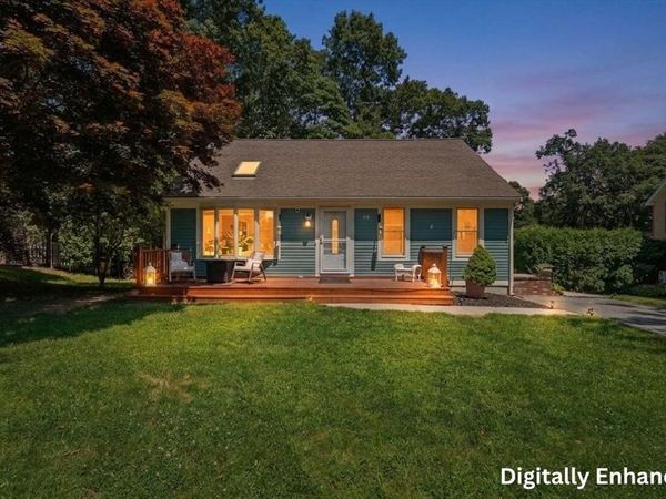 66 Rosewood Terrace, Dartmouth, MA 02747
