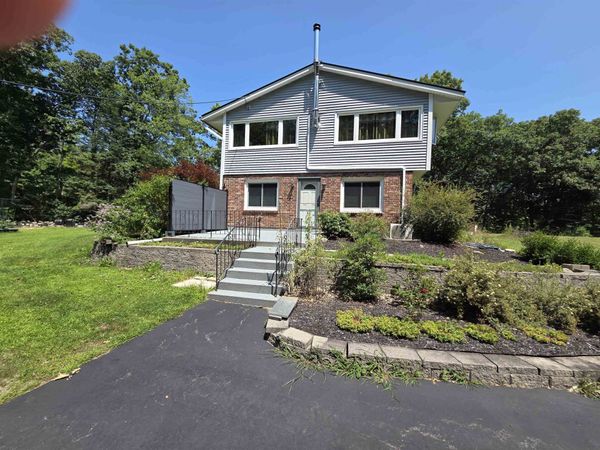 92 Chester Turnpike, Unit 1st Floor, Auburn, NH 03032