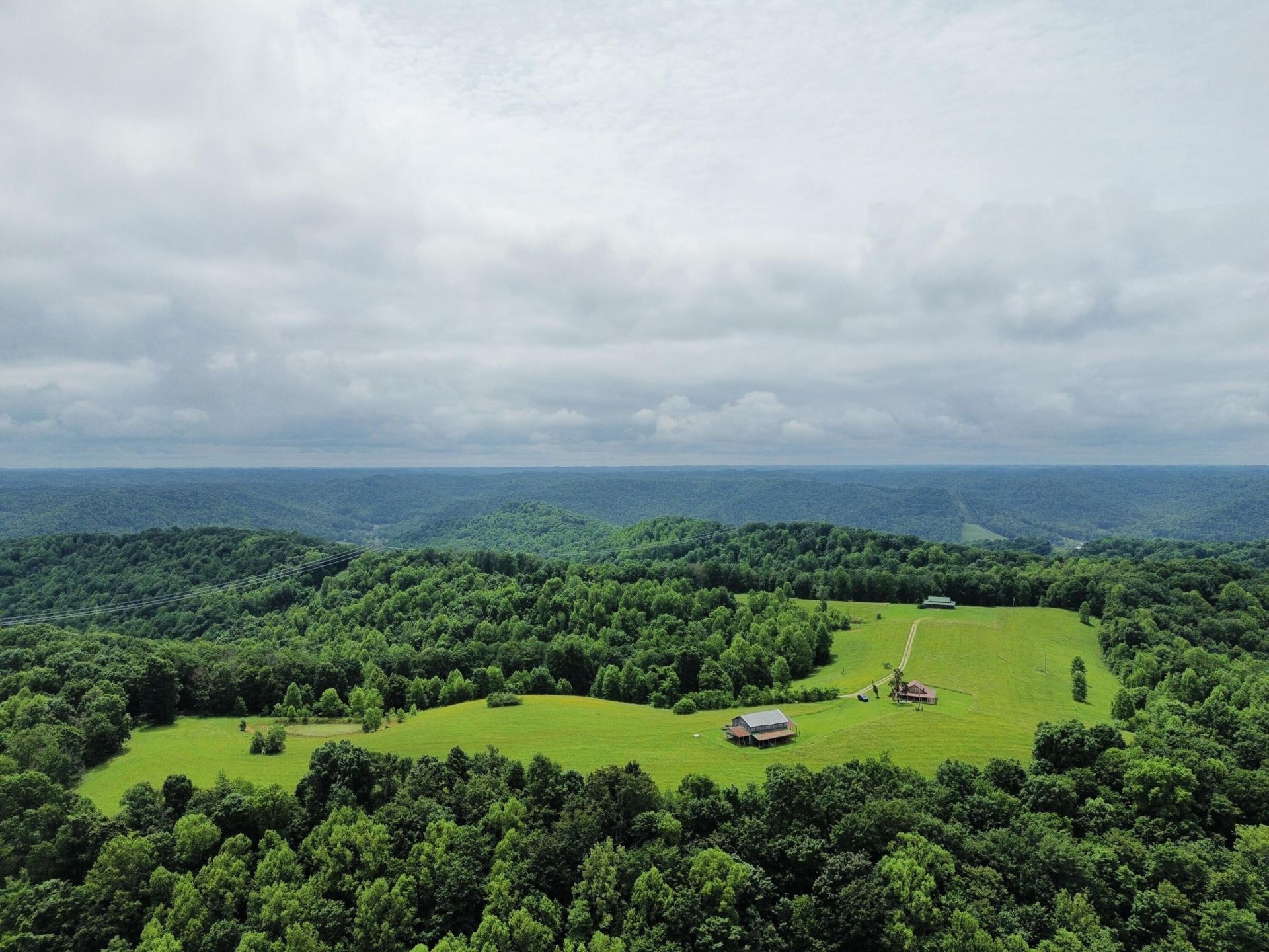 1143 McCane Lane, Vanceburg, KY 41179