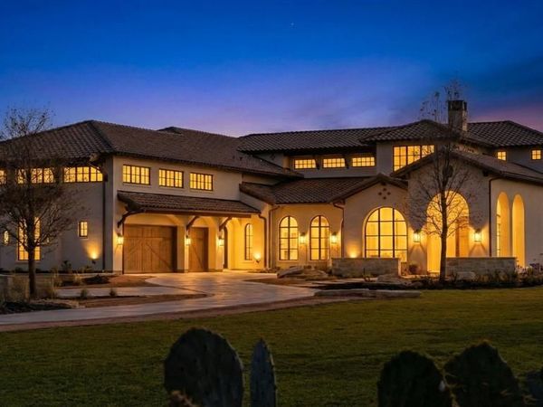 10717 Arrowhead Point Drive, Fort Worth, TX 76179