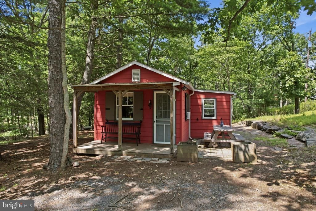 132 NORTH LANE , EAST STROUDSBURG, PA 18301