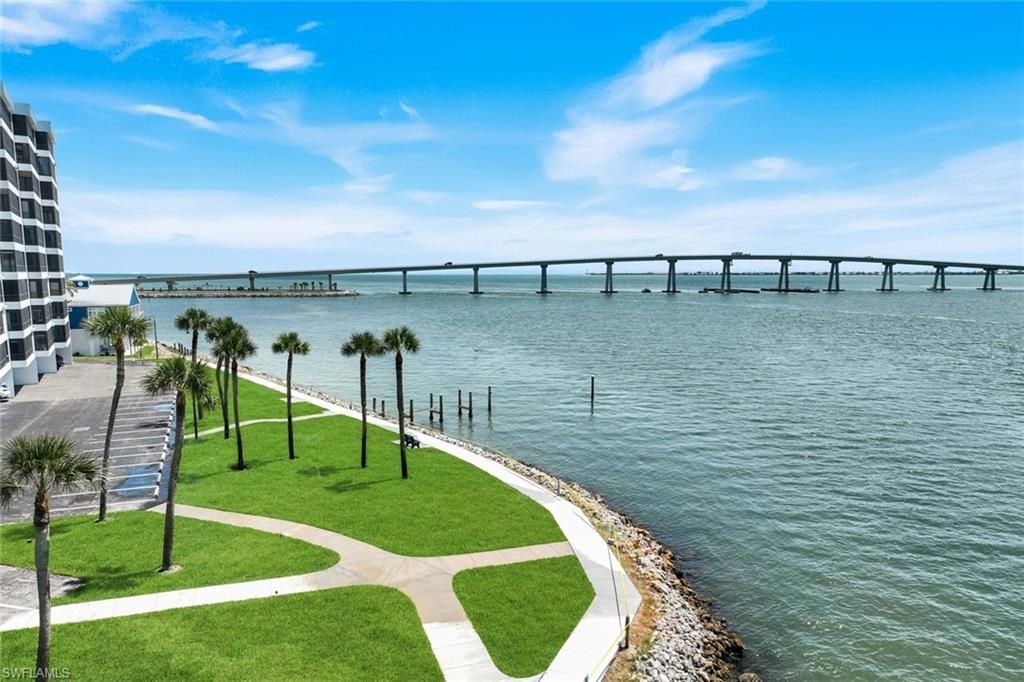 15021 Punta Rassa Rd, Unit 401, Fort Myers, FL 33908 Photo