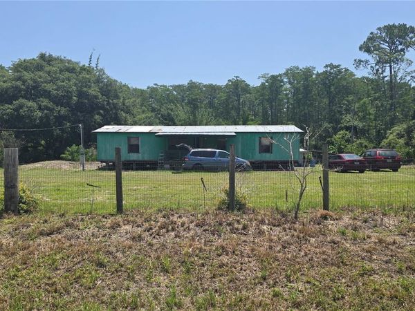 135 STARLIGHT ROAD , CRESCENT CITY, FL 32112
