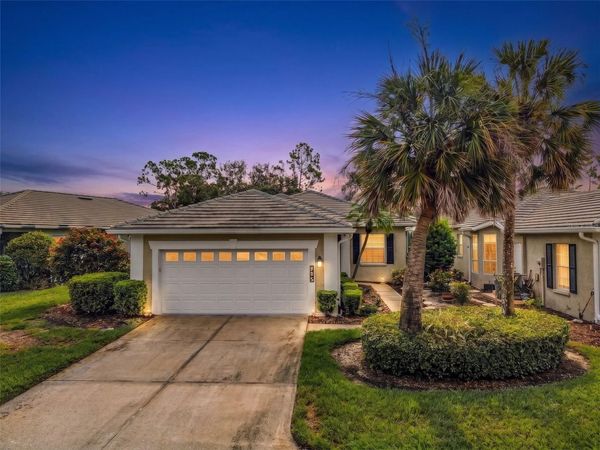 834 MONTROSE DRIVE, Unit 9, VENICE, FL 34293