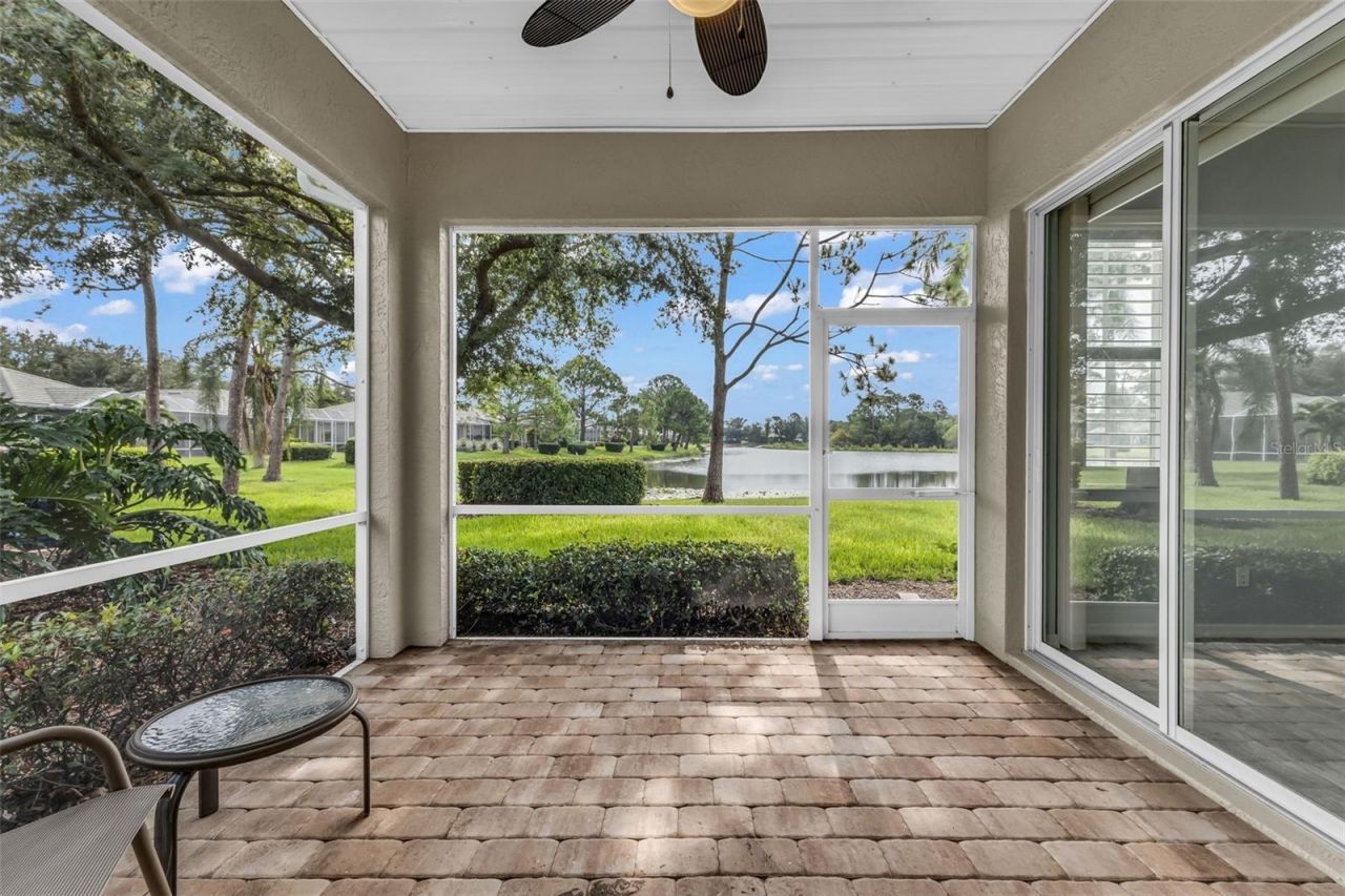 834 Montrose Drive , Unit 9, Venice, FL 34293 Photo