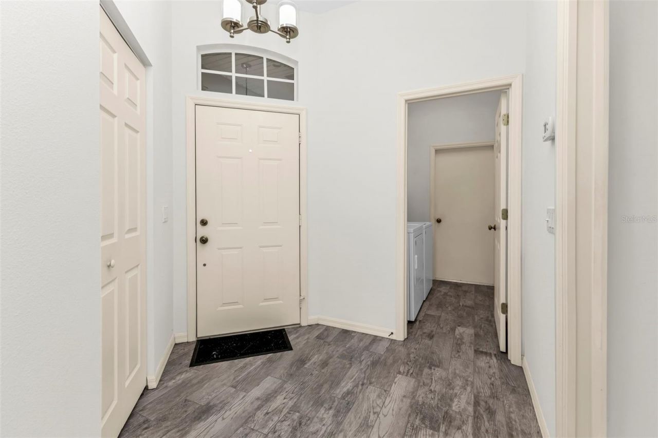 834 Montrose Drive , Unit 9, Venice, FL 34293 Photo