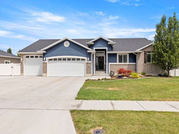 3098 W 725 S, Syracuse, UT 84075